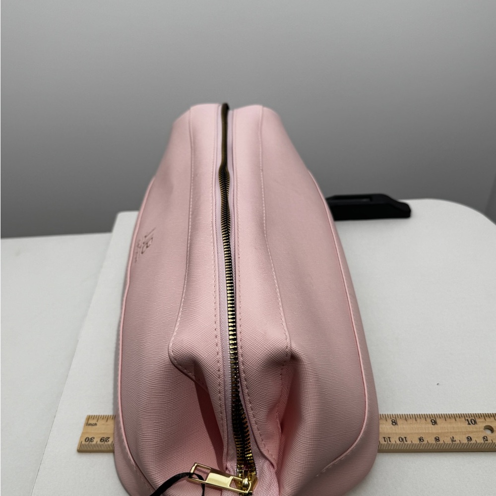 Pink Makeup Bag – Perfect for Beauty Essentials & Organizing